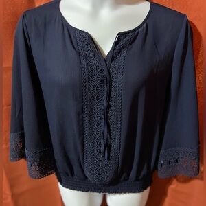 New York and Co Bell Sleeve Blouse Sz L